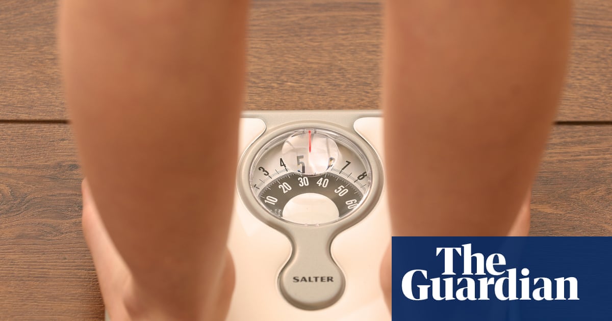 Crime gangs in UK start making own branded weight-loss drugs | Health