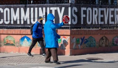 Chow asks province to cover cost of crossing guards, traffic safety cops