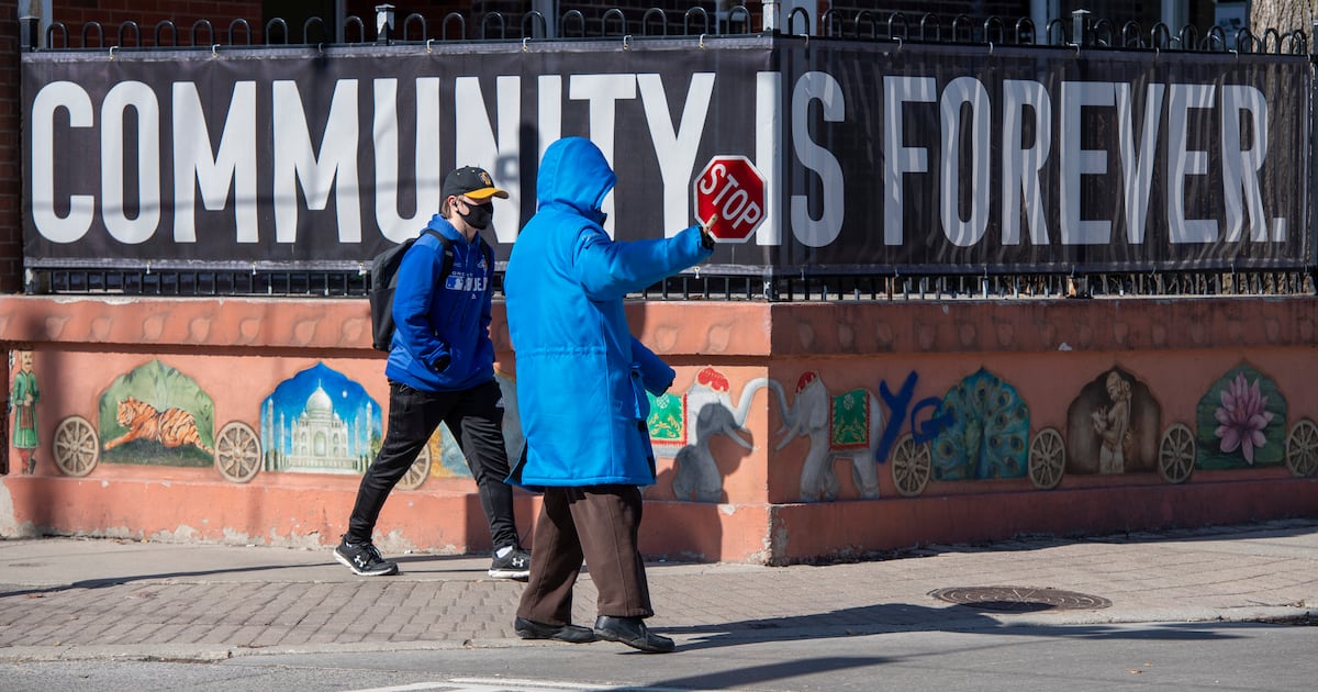 Chow asks province to cover cost of crossing guards, traffic safety cops
