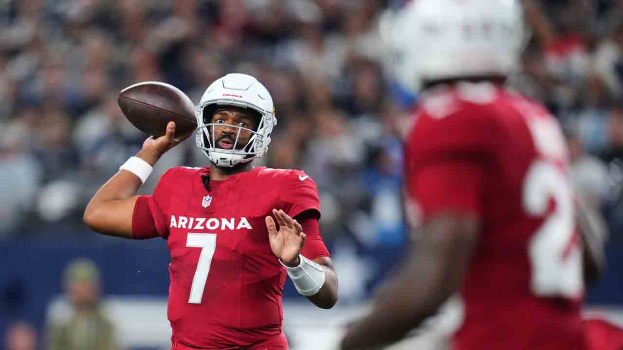 Brissett fills in again as Cardinals beat Cowboys to end five-game skid