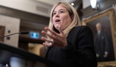 Conservatives to propose adding stricter rules for asylum claimants, faster deportations in new bill - Toronto Star