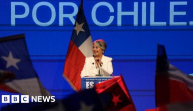 Communist and far-right candidates head to Chile presidential run-off