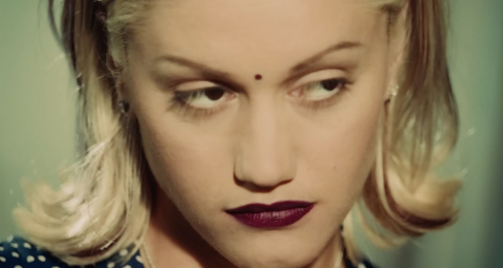 “I ended up rewriting the lyrics and changing the whole song because Tony broke up with me”: How Gwen Stefani channeled the pain of rejection into the No.1 song that catapulted No Doubt to worldwide fame