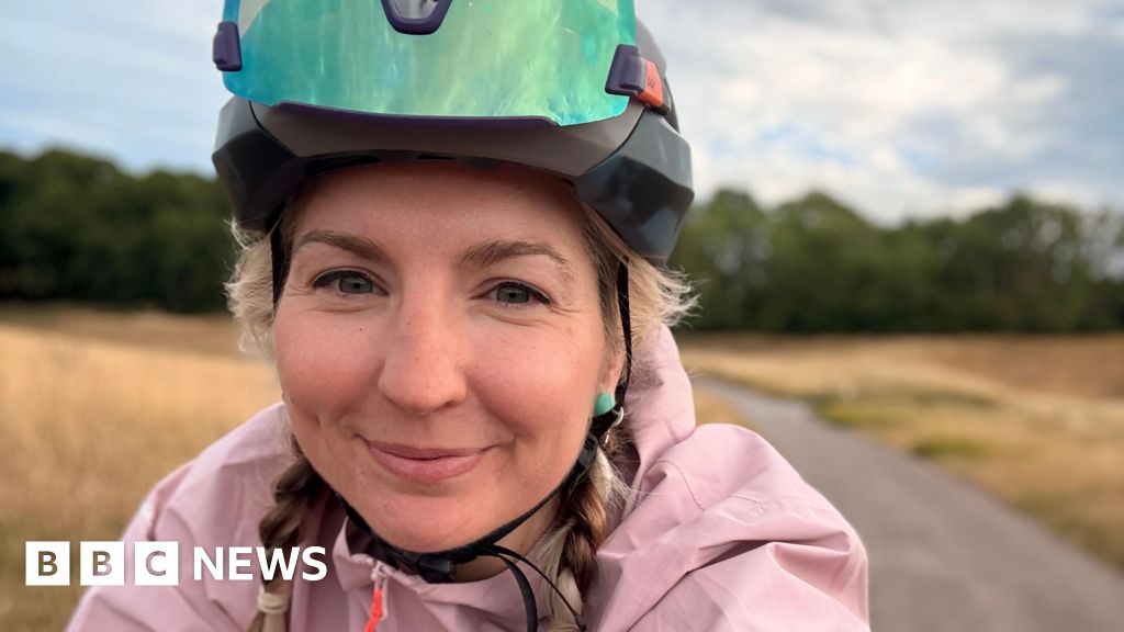 Woman refuses Cycling UK award over trans women being left out