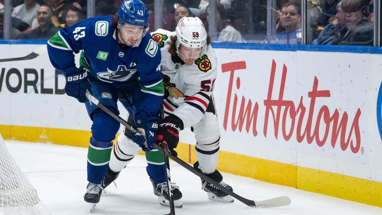 Canucks' third-period collapse vs. Blackhawks halts momentum