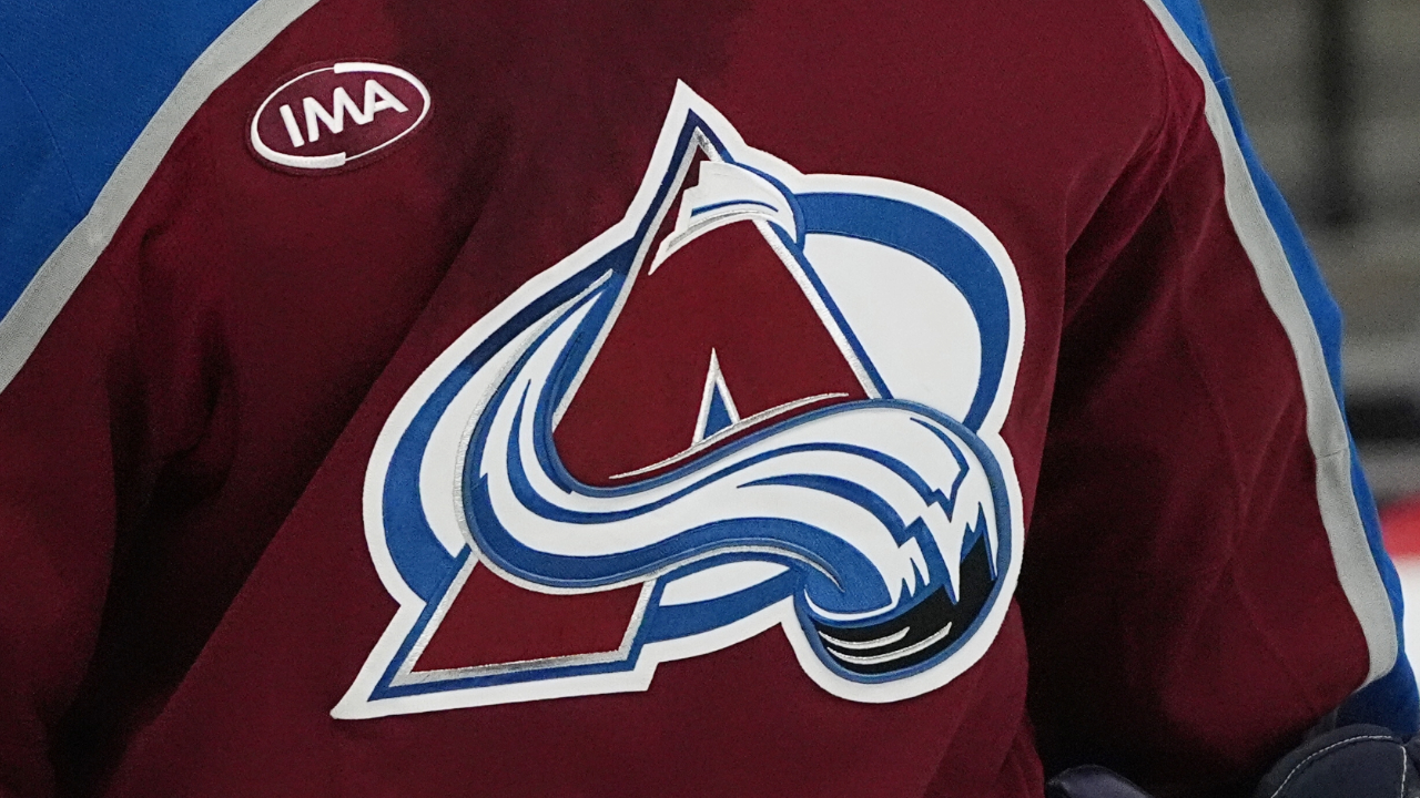 Avalanche recall forward Taylor Makar, Cale's brother, from AHL