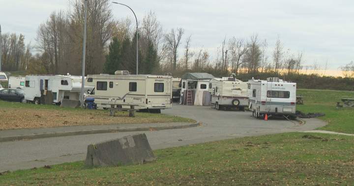 B.C. government orders closure of Abbotsford rest stop encampment with ‘no warning’ - BC