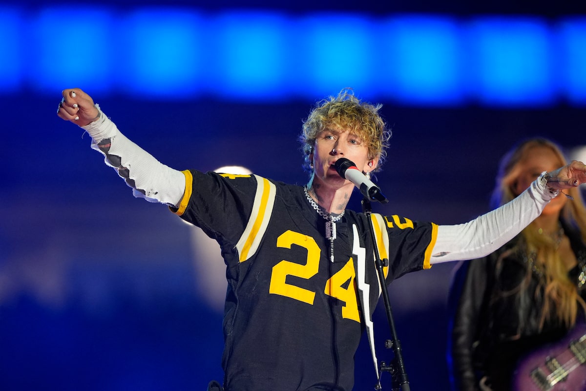 MGK’s Grey Cup halftime show thrills football fans