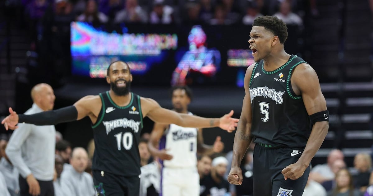 Edwards scores 26 points to lead Timberwolves past Kings