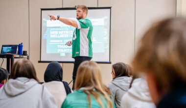 Ferland makes it four: Roughriders centre receives Jake Gaudaur Veterans’ Award