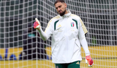 MILAN, ITALY - NOVEMBER 16: Gianluigi Donnarumma of Italy warms up prior to the FIFA World Cup 2026 qualifier match between Italy and Norway at San Siro Stadium on November 16, 2025 in Milan, Italy. (Photo by Marco Luzzani/Getty Images)