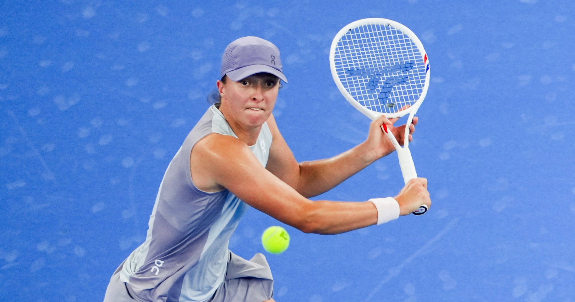 Big wins for Swiatek, Rybakina open WTA Finals in Riyadh