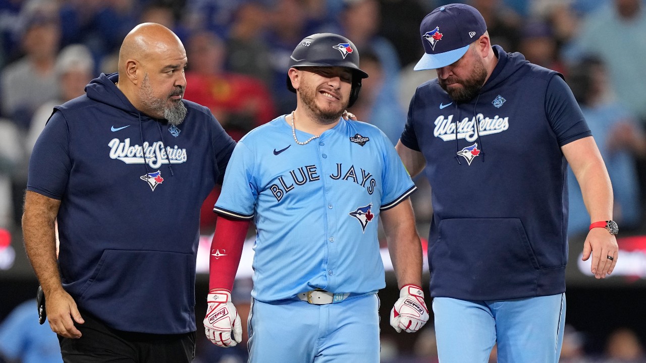 Blue Jays' Kirk says he's good to go for Game 7 after hit-by-pitch