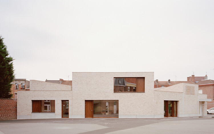 Pont Youth Center / LT2A - Exterior Photography, Facade, Door, Concrete