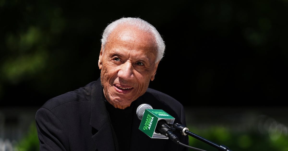 With tears and tales, the NBA reacted quickly to mourn the death of Hall of Famer Lenny Wilkens