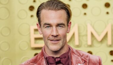 Bob Ross Paintings Fetch Eye-Watering Amount at Auction - The Daily Beast