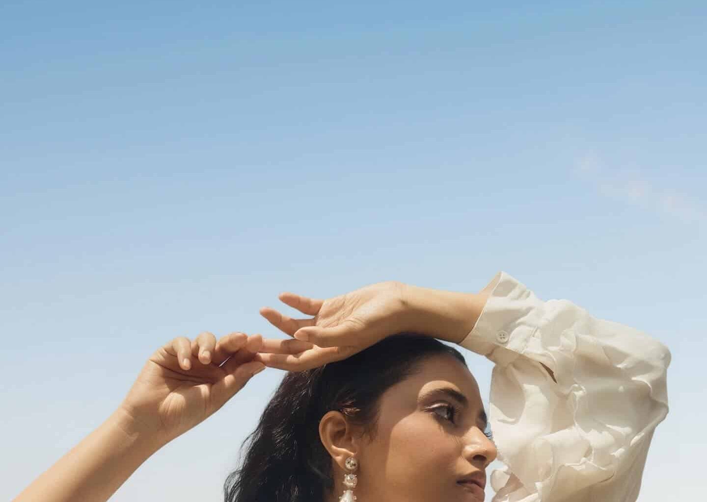 Priyanka Drops A Look Too Charming To Resist