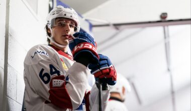 David Reinbacher’s season debut ends in a close loss for Laval