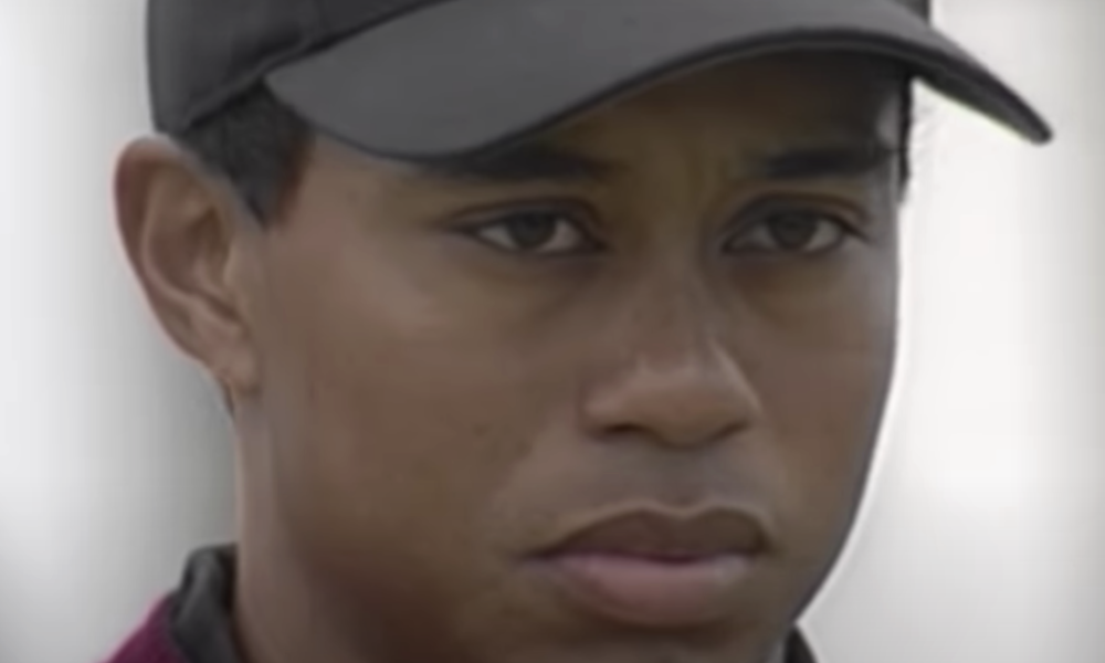 ‘I couldn’t believe it’ – Former caddie singles out Tiger Woods for this gesture after every round – GolfWRX