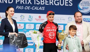 ISBERGUES, FRANCE - SEPTEMBER 21: Clement Venturini of France and Team Ark&eacute;a - B&amp;amp;B Hotels celebrates at podium as France Cup prize winner during the 79th Grand Prix d&amp;apos;Isbergues - Pas de Calais 2025 a 201.1km one day race from Isbergues to Isbergues on September 21, 2025 in Isbergues, France. (Photo by Rhode Van Elsen/Getty Images)