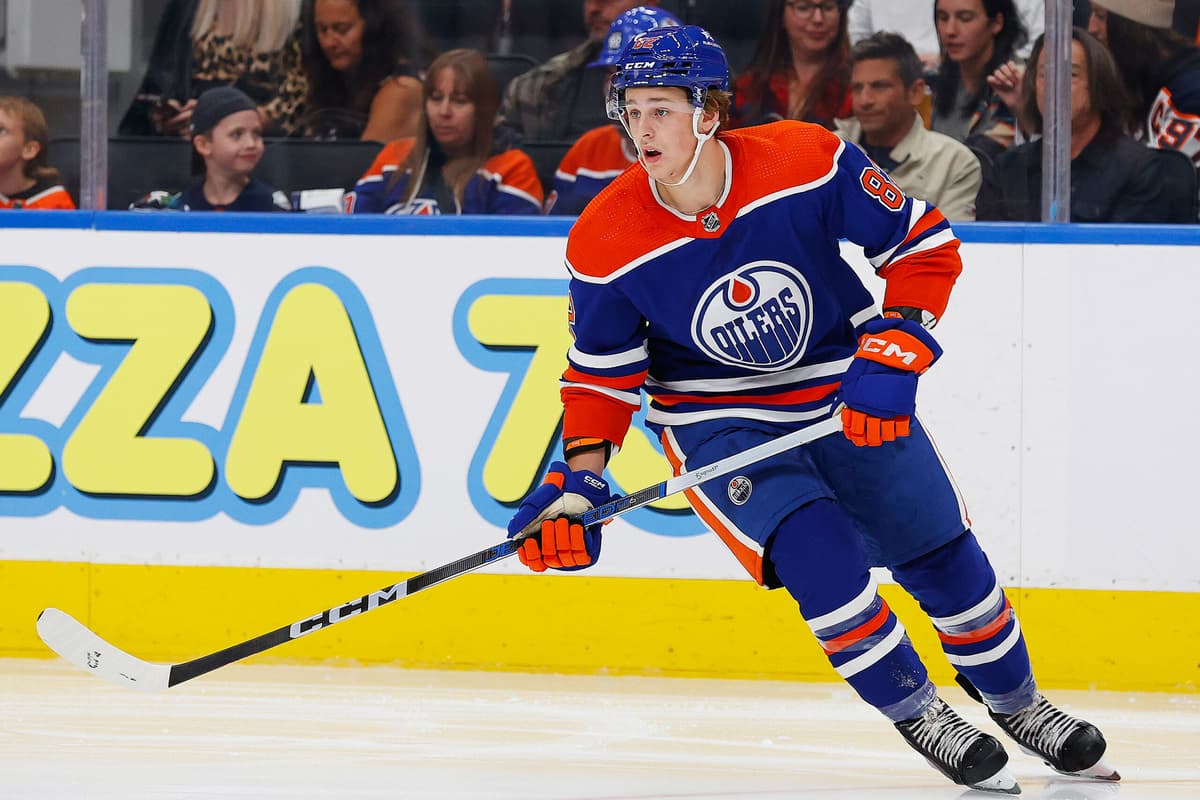 Oilers top defensive prospect Beau Akey assigned to ECHL’s Fort Wayne Komets