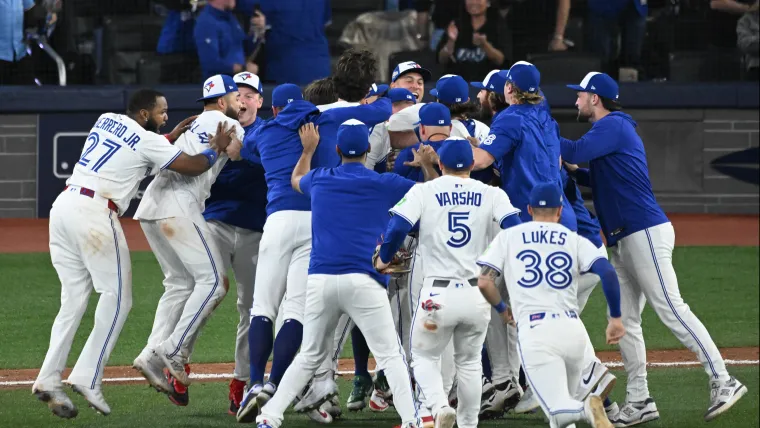 MLB writer says Blue Jays got 'screwed' on what may be World Series' most controversial call ever image