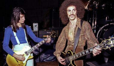 What you never noticed about Journey's "Don't Stop Believin'"