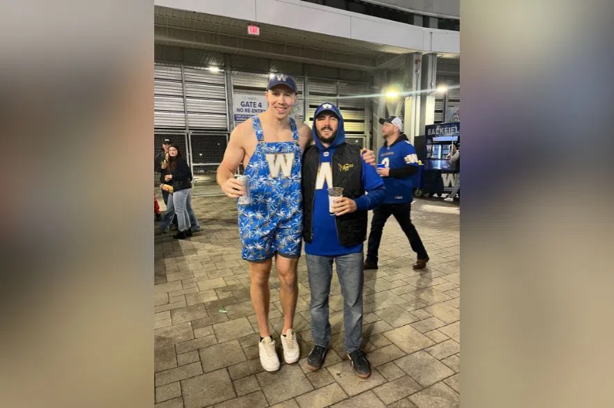 ‘Someone else would appreciate this’: Bombers ticket holder sells Grey Cup seats to Riders fans