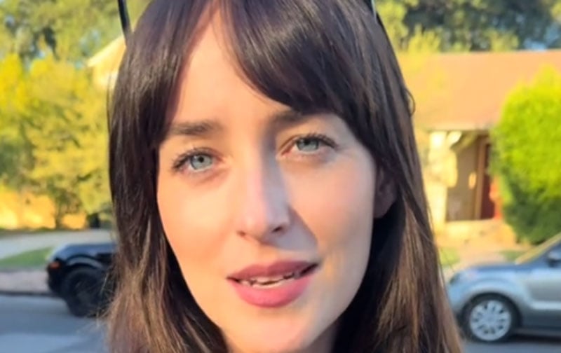 Dakota Johnson Hilariously Reacts to Fans Dressing Up as Different Versions of Her for Halloween | 2025 Halloween, Dakota Johnson, Halloween | Celebrity News and Gossip | Entertainment, Photos and Videos