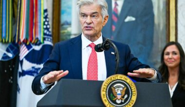 Dr. Oz Claims Americans Could Lose '135 Billion Pounds' by Midterm Elections