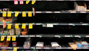 ‘Food deserts’ found even in areas with supermarkets nearby – new study