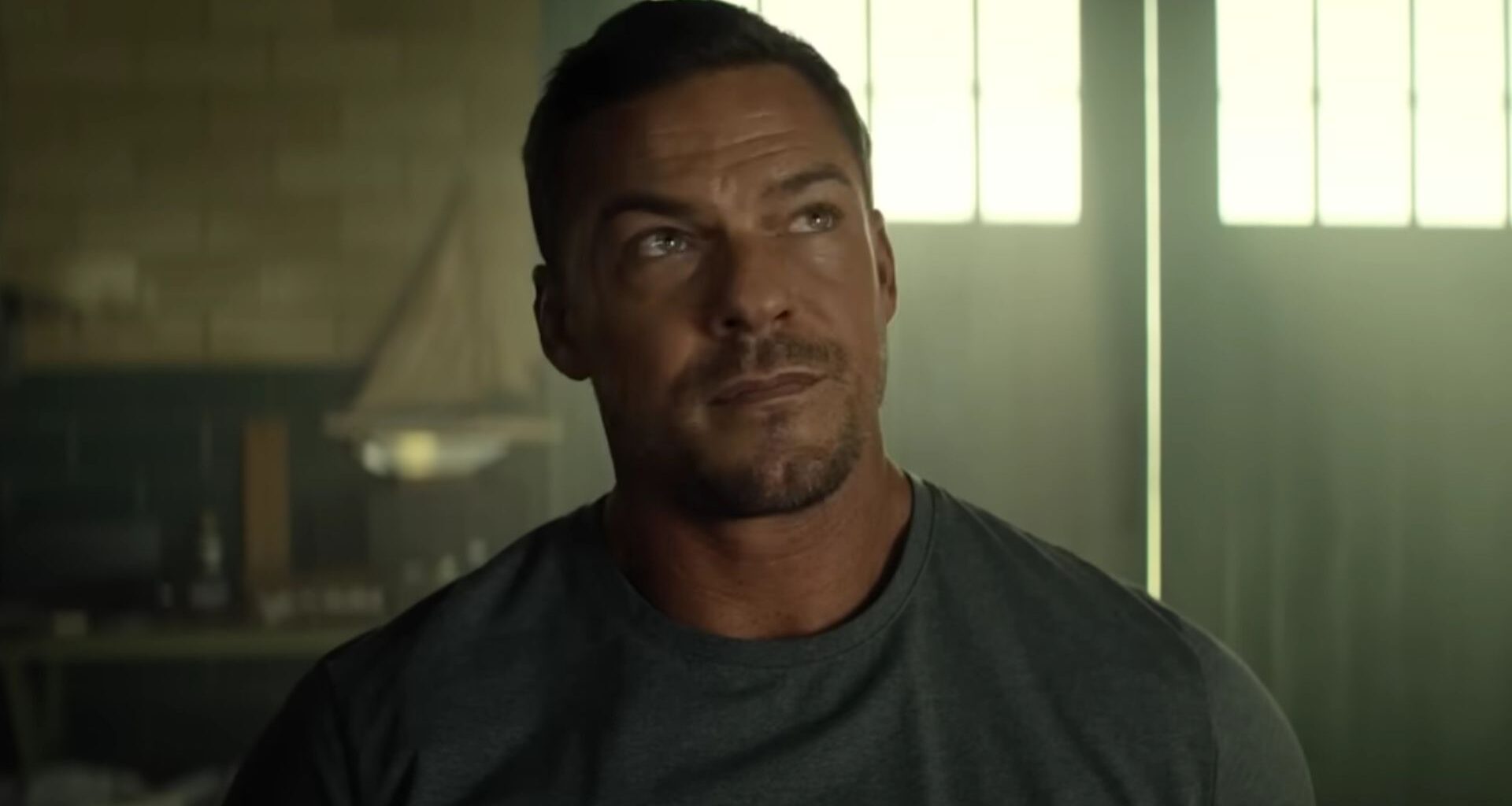 Alan Ritchson in Reacher season 3