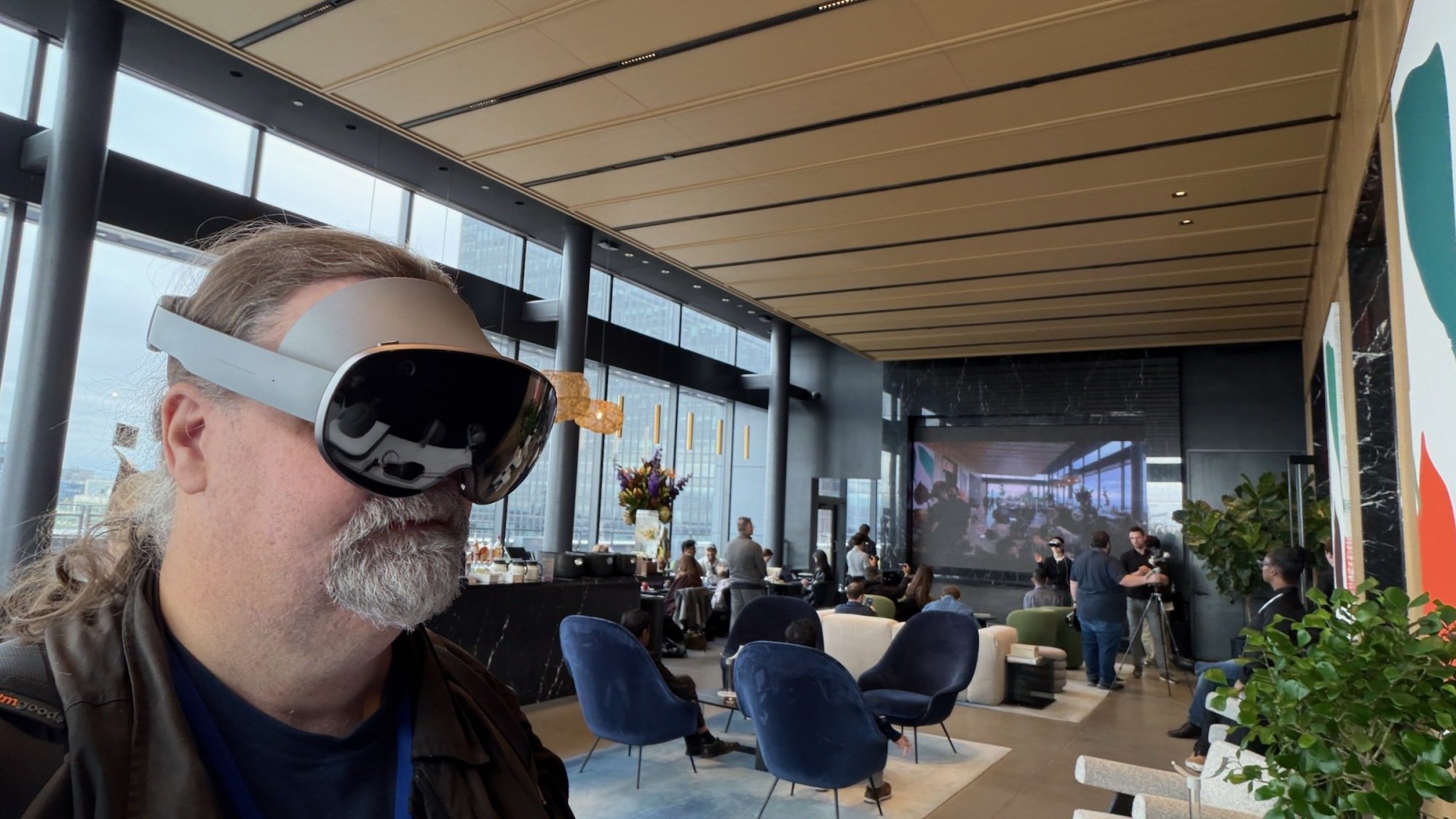 adam doud wearing samsung galaxy xr headset