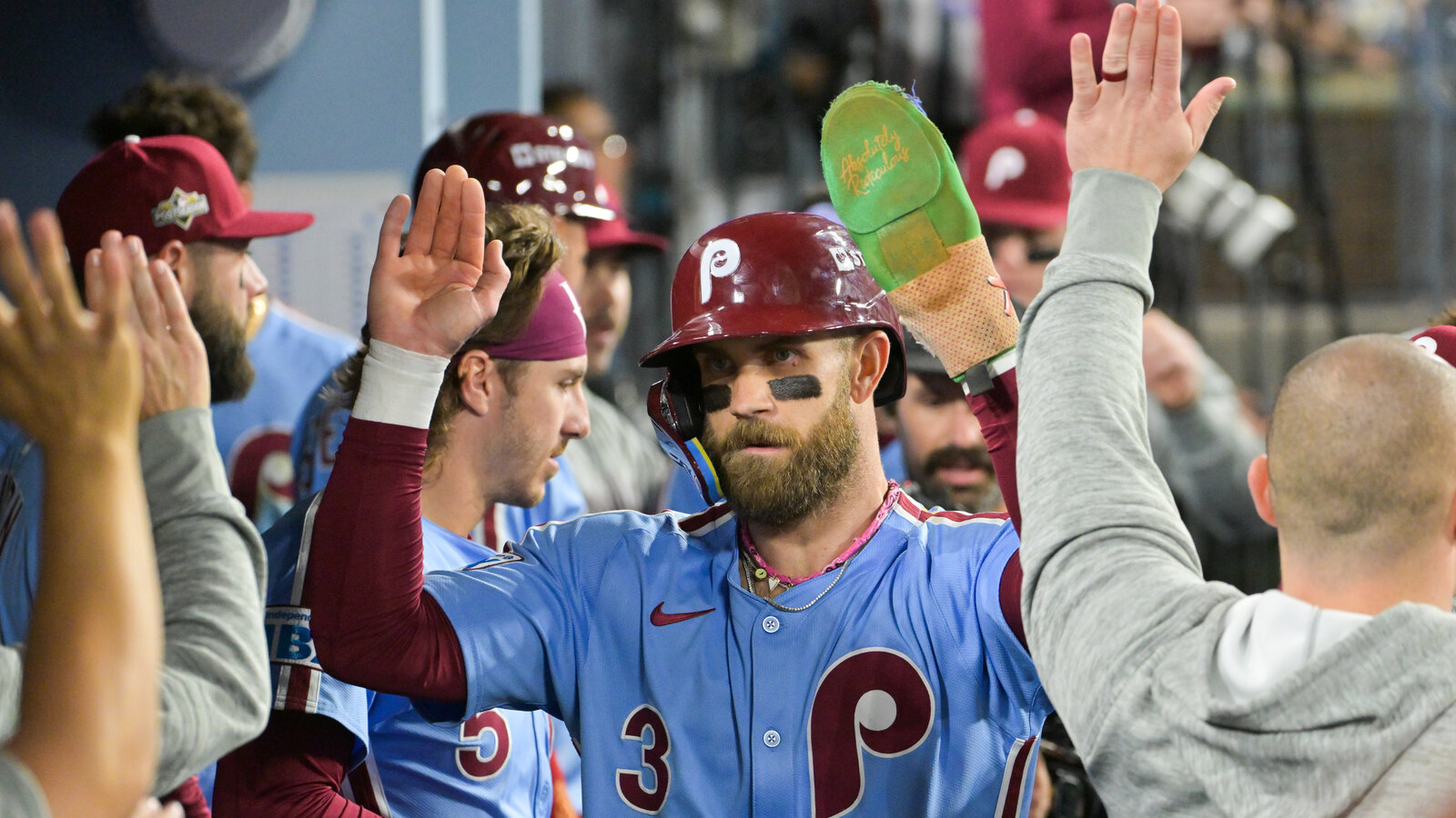 MLB alleged threat to Bryce Harper shows how brutal lockout will be