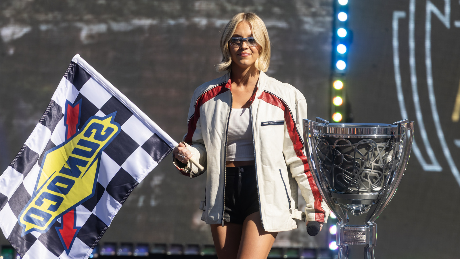 Sydney Sweeney Teases A Boxing Fight – Who Would She Face?