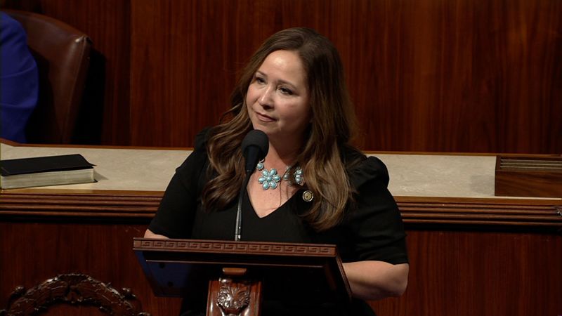 Rep. Adelita Grijalva is finally sworn in as the House’s newest Democrat, paving way for Epstein files vote
