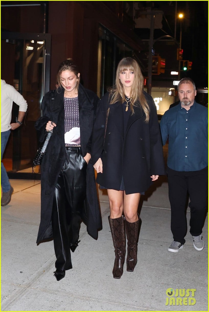 taylor swift gigi hadid out in nyc 015230695