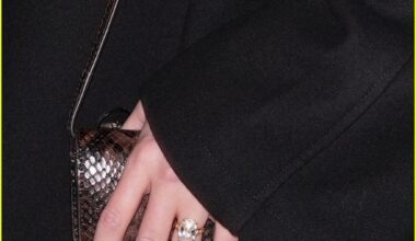 taylor swift gigi hadid out in nyc 035230697