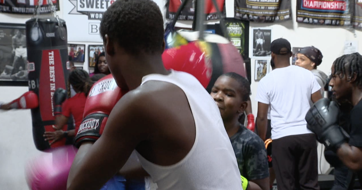 Mentorship boxing program aims to change young lives in Indianapolis