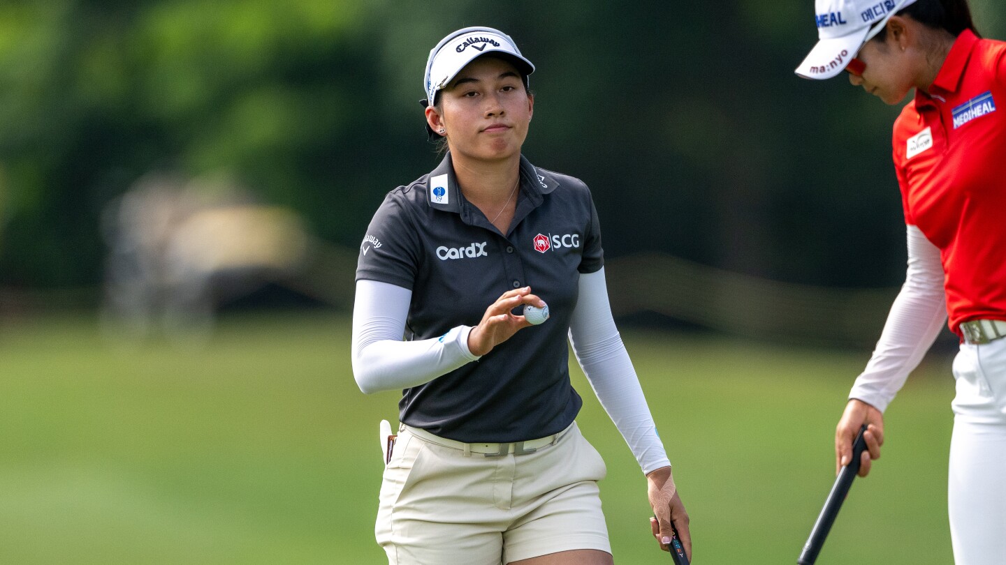 LPGA hands out awards, but two big ones not yet locked up