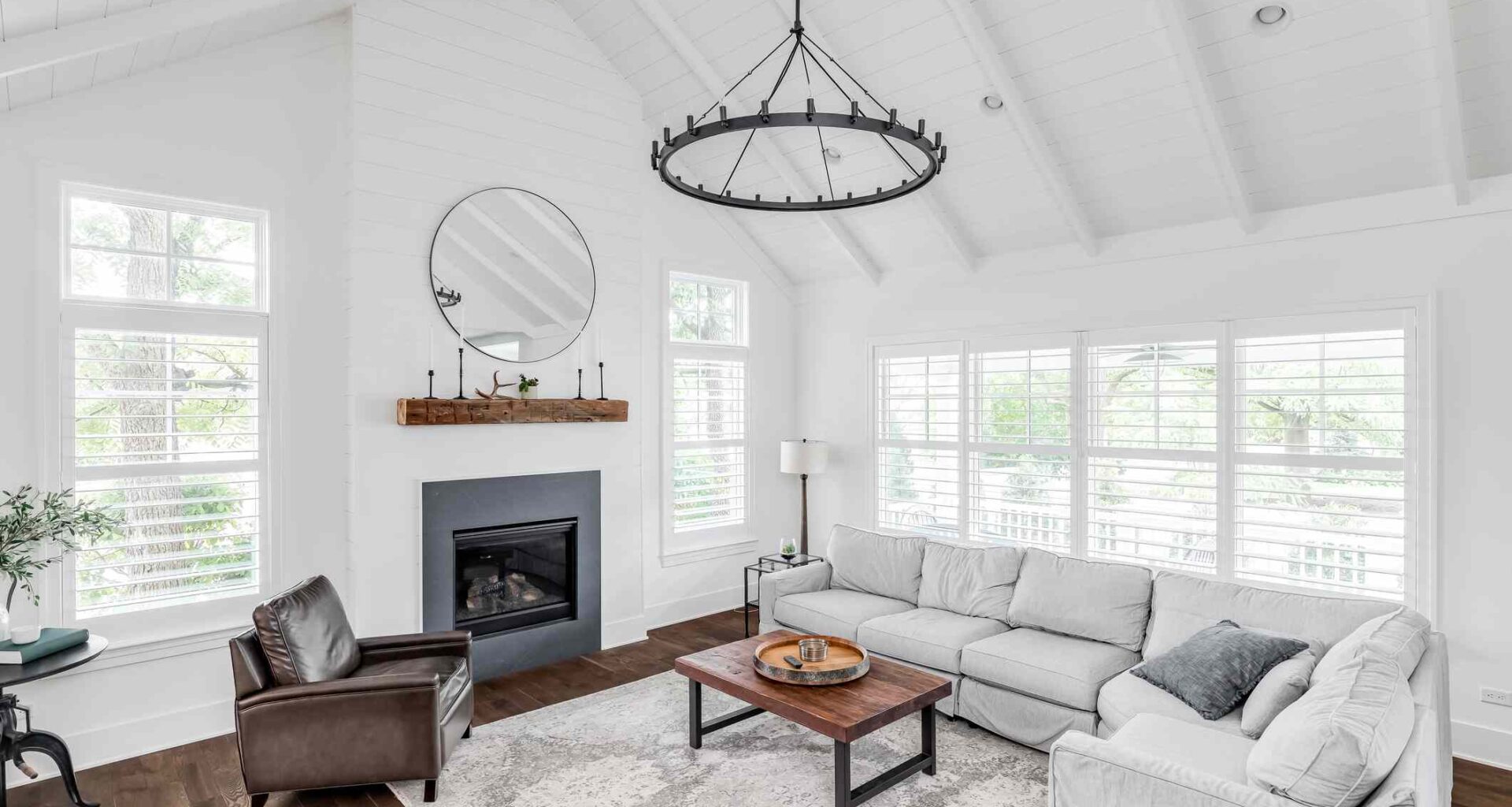 7 Decor Trends Designers Think Are “Tacky” for 2026—And What to Do Instead