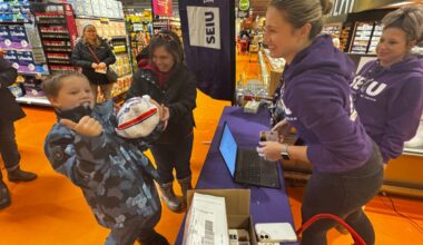 'It's nice': Union dishes up turkeys, praise to local healthcare heroes