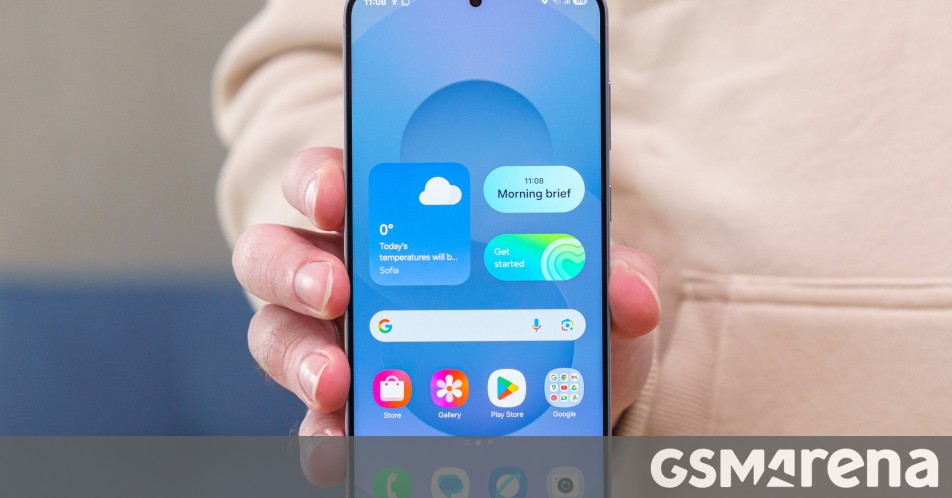 Samsung Galaxy S25 vs S26, S25+ vs S26+ comparison tables leak