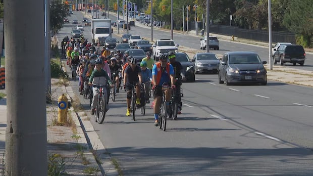 How Toronto could build more than 20 km of new bike lanes — despite provincial restrictions