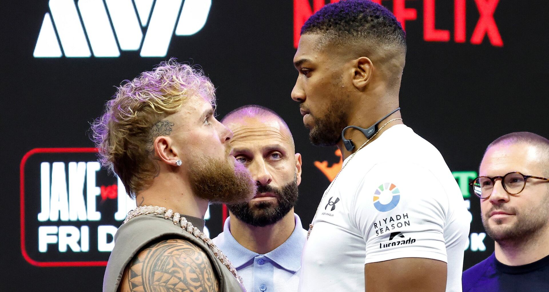 8 Rounds, 10oz Gloves & Everything to Know