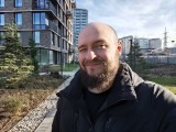 Selfie samples - 22mm, f/2.2, ISO 50, 1/109s (6528x4896px) - Redmi Note 15 Pro+ review