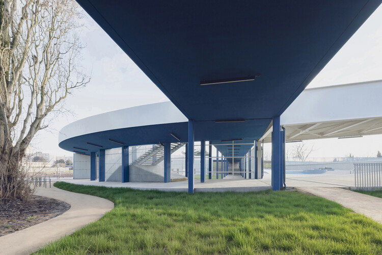 Sports Complex in Petit-Quevilly / Olgga Architects - Image 2 of 23