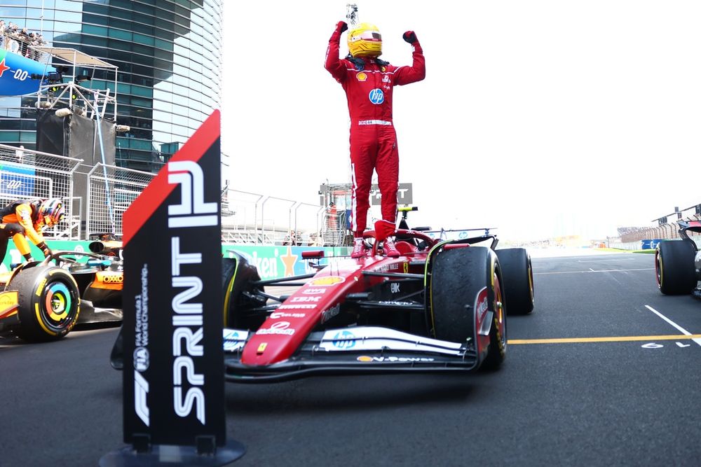 Shanghai sprint win a rare highlight for Hamilton this year