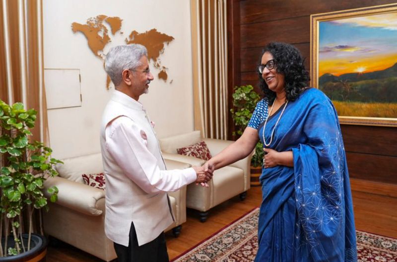 India announces USD 450 million package as PM Modi’s special envoy meets cyclone-hit Lanka’s top leaders