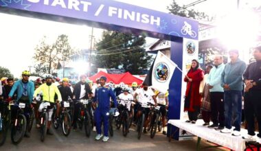 Cycling event flagged off on fifth day of Kangra Carnival in Dharamsala